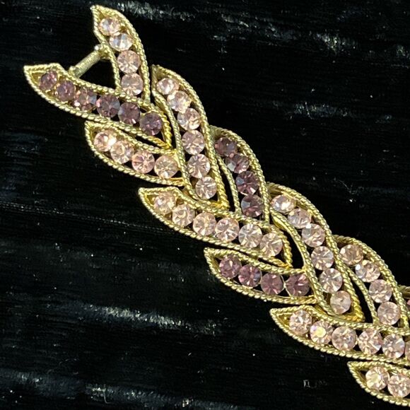 Vintage NWT Rare Crown Trifari Goldtone Pink Purple Rhinestone Bracelet 7” - Picture 2 of 14